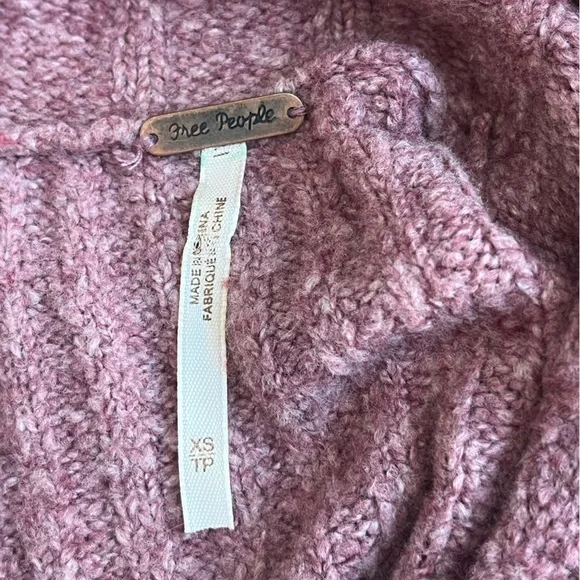 Free People Mauve Cuddle Bear Double Breasted Cardigan Sweater size SX - Picture 7 of 9